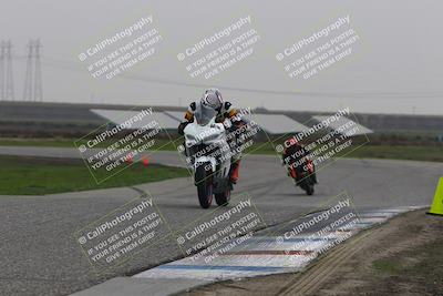 media/Nov-30-2025-TrackDaz (Sun) [[d8b22663df]]/A Group/Session 4 (Wheelie Bump)/